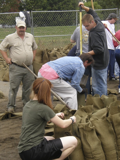 Residents and volunteers fill