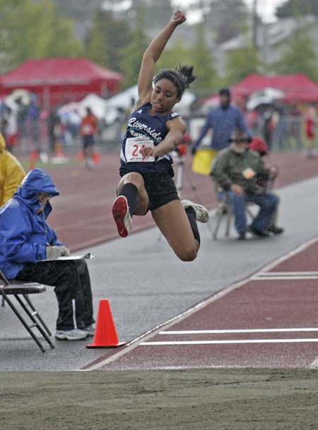 Auburn Riverside sophomore Brandi Williams grabbed the Washington State 4A girls long jump title with a 17-foot