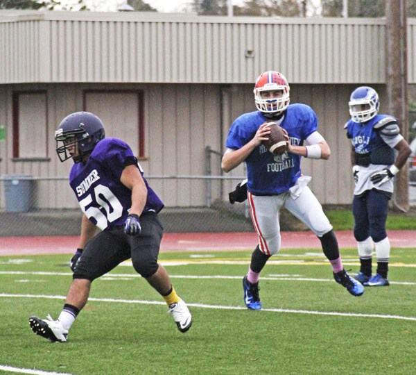 Auburn Mountainview senior Domenic Rockey practices with the Washington all-star team in preparation for Saturday's Tanoa Bowl at Auburn Memorial Stadium.