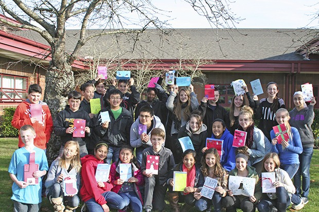 Rainier Middle School students made special holiday cards that will be sent to veterans