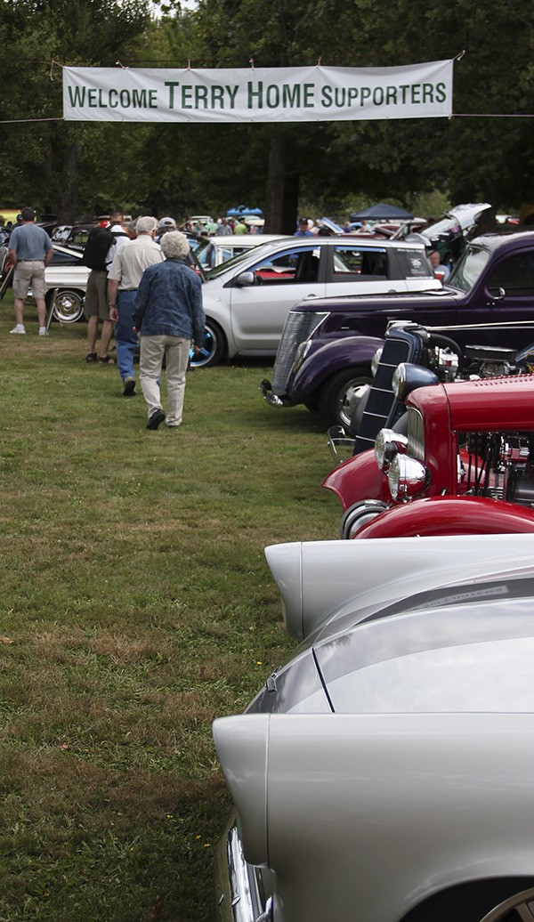 Spectators browse the rolling iron at the 2014 Terry Home Show and Shine. This year's event rolls into Pacific Park this Saturday.