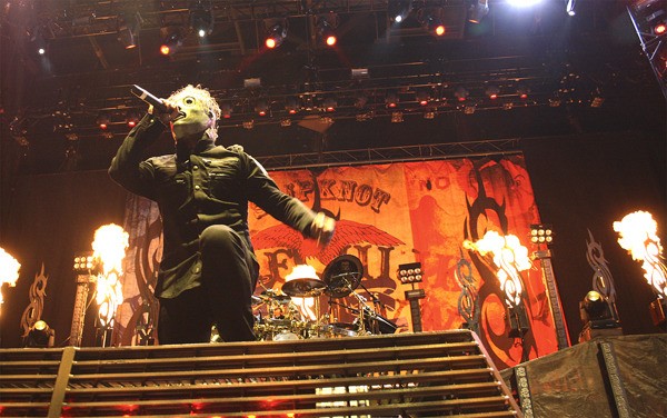 Slipknot vocalist Cory Taylor onstage at the White River Amphitheatre.