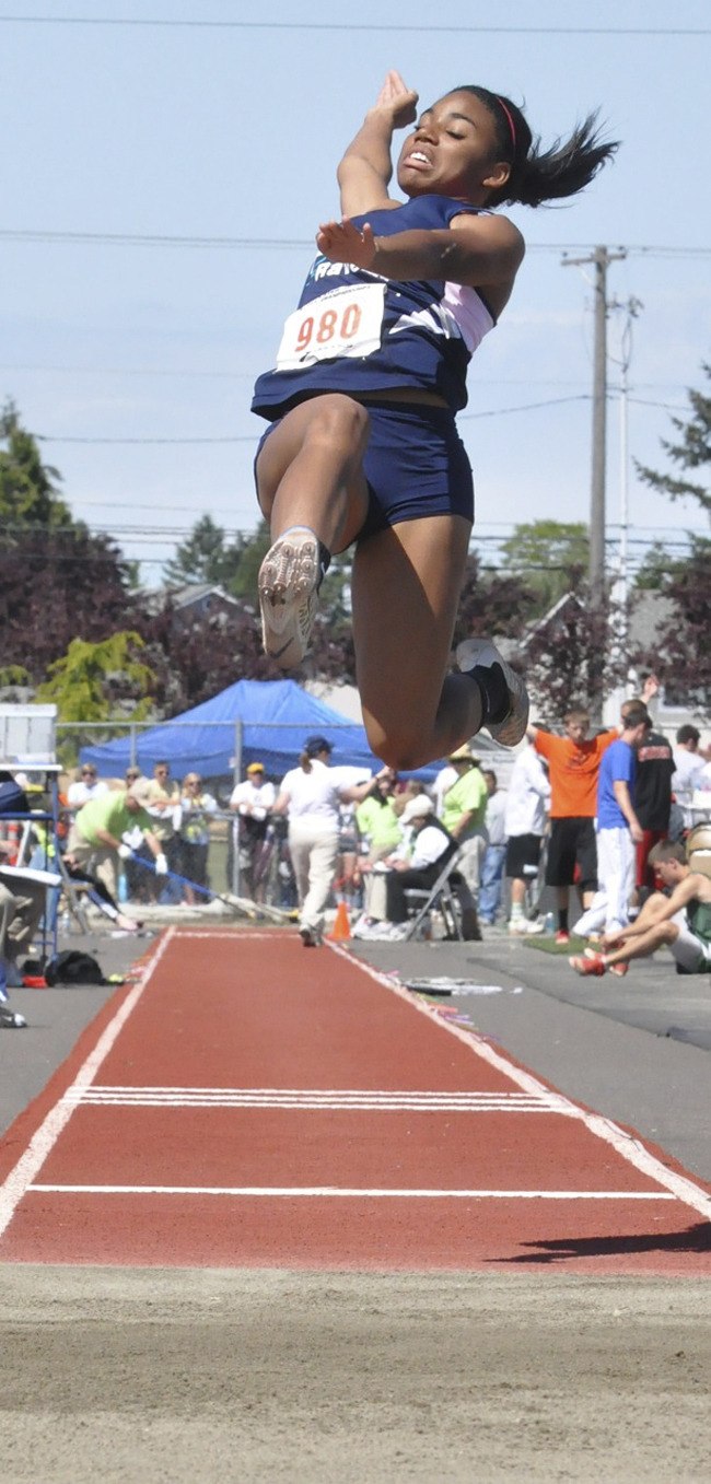 Auburn Riverside junior Brandi Williams repeated as the Washington State Girls 4A high jump champion.