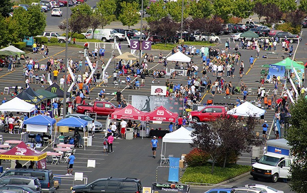 Emerald Downs hosted the inaugural EMD 3-On-3 basketball tourney this past weekend.