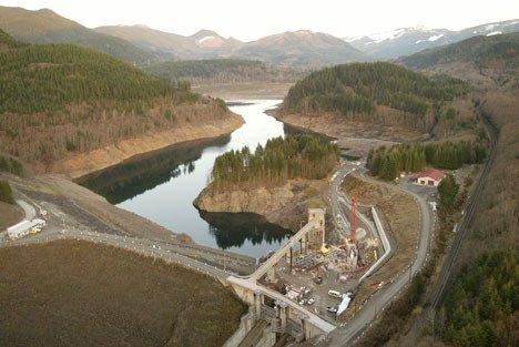 The Army Corps of Engineeers is concerned about possible erosion at the Howard Hanson Dam on the upper Green River.