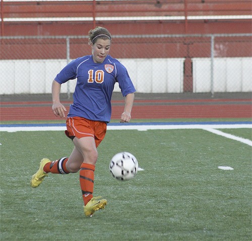 Auburn Mountainview senior Sydney Coleman scored the lone Lion goal in her squad's 3-1 loss to Decatur.