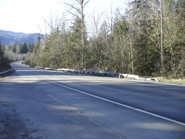 Crews need to close a stretch of westbound Highway 18 this weekend to restore damaged guardrail.