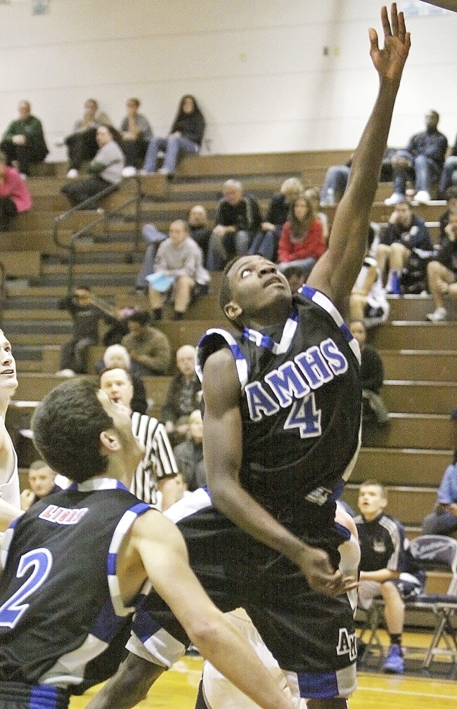 Auburn Mountainview senior Shaddye Melu in action.