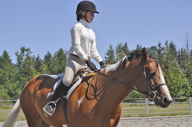 Kelianne Kalin rides her horse