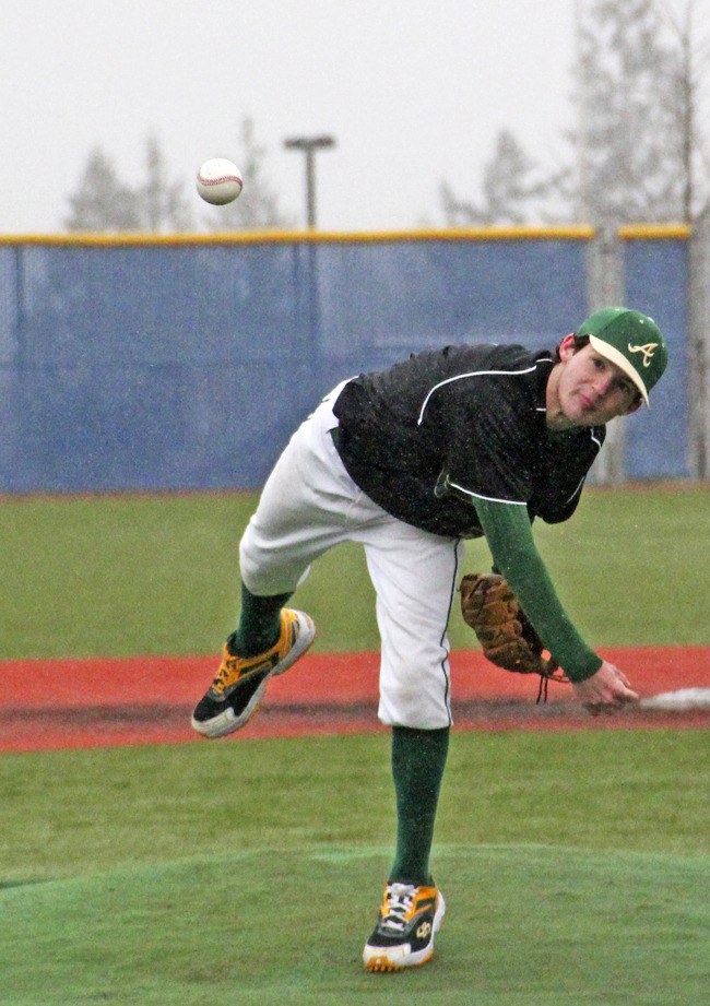 Sophomore Dalton Beach delivers for Auburn during the Auburn Mountainview jamboree on Saturday.