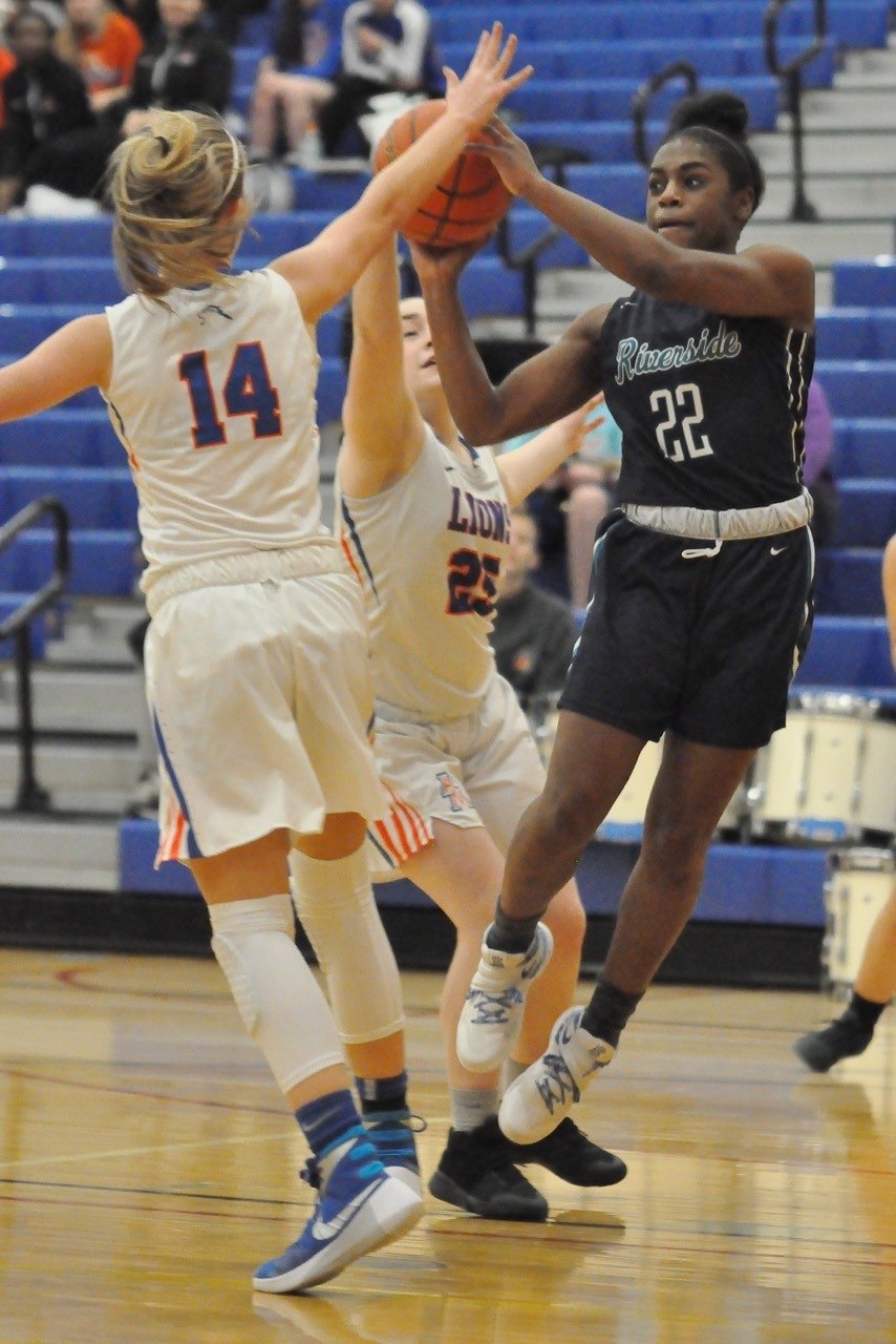 Ravens roll against rival Auburn Mountainview | NPSL girls basketball