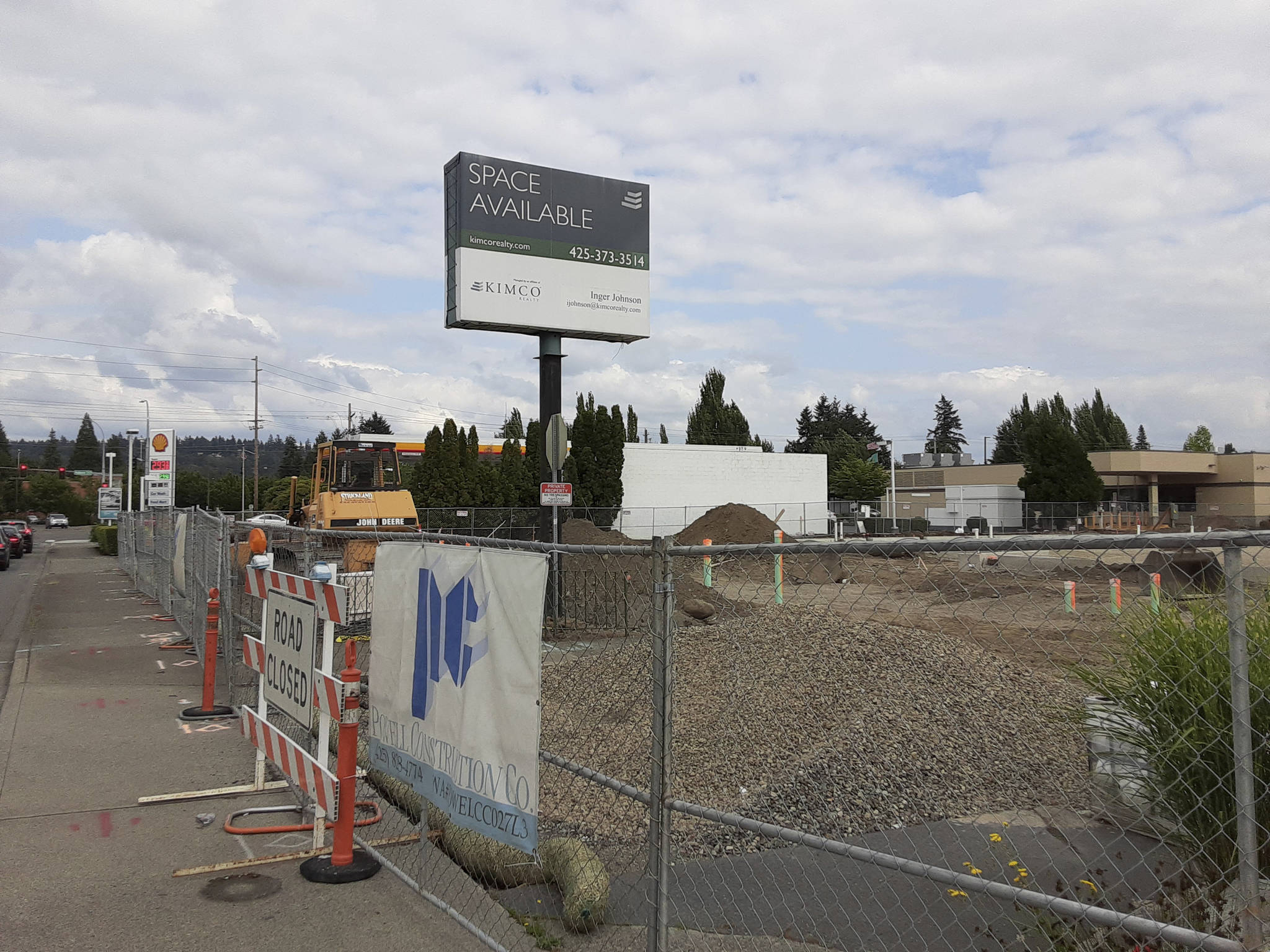 New building at former Denny’s site to house MOD Pizza and a dental office