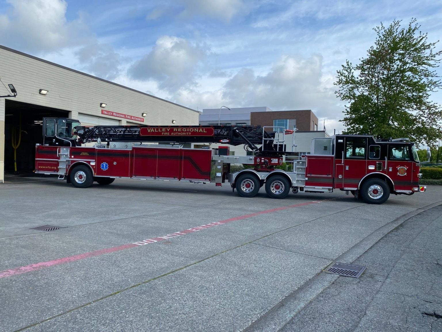 meet-your-fire-department-s-new-ladder-truck-auburn-reporter