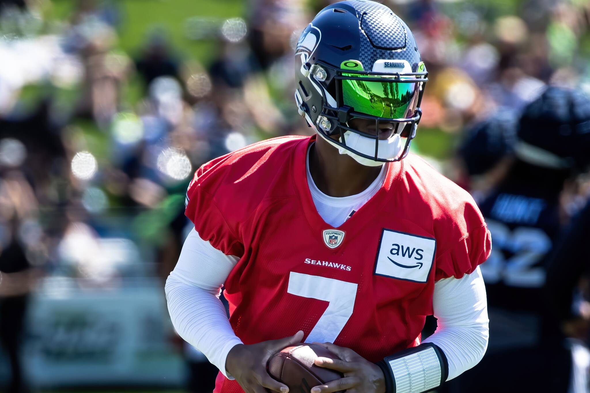 Seahawks name Geno Smith starting QB after preseason loss to Cowboys