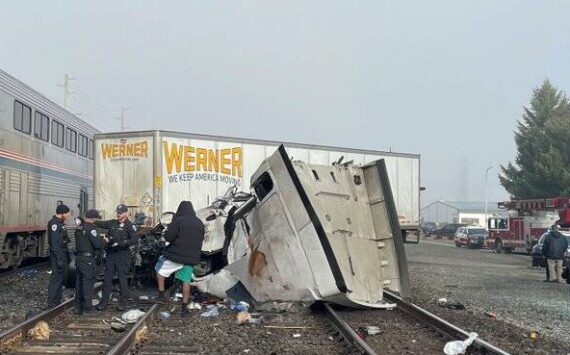 Photo courtesy of Valley Regional Fire Authority.
Semi that was crashed into.